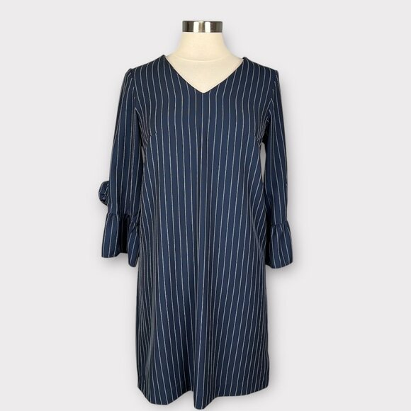 Sharagano Womens Blue Pinstripe Shift Dress Ruffled Bell Sleeves V Neck size 6 - Picture 1 of 12